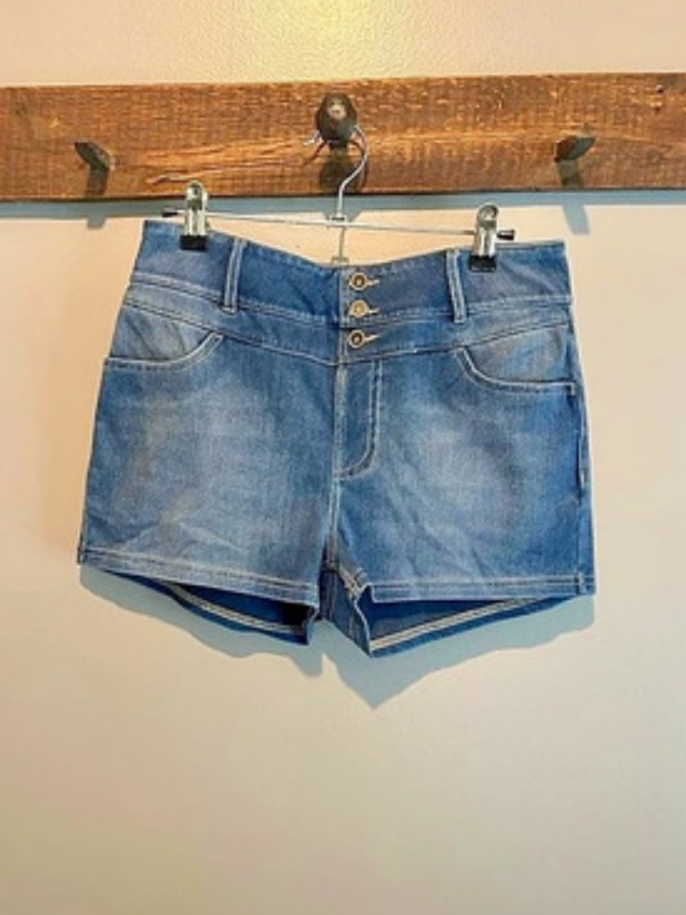 Halara Women's Blue Jean Stretch Shorts